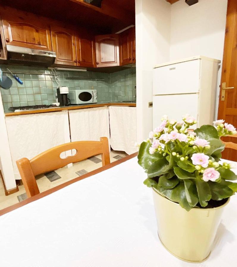 Apartamento Domus Myoho Cagliari Exterior foto
