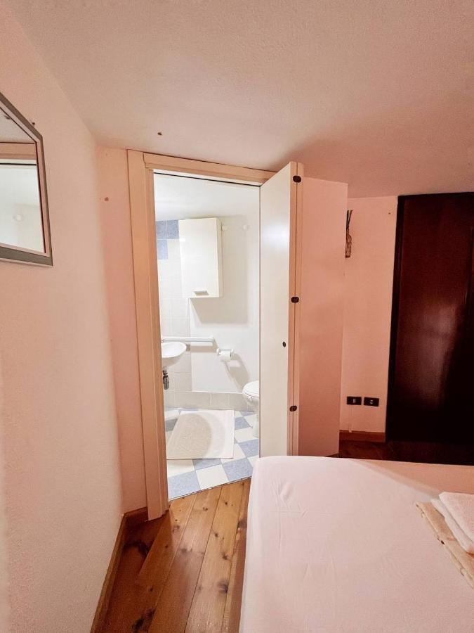 Apartamento Domus Myoho Cagliari Exterior foto