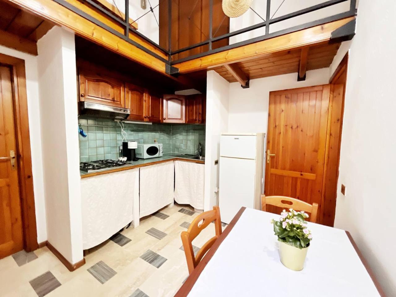Apartamento Domus Myoho Cagliari Exterior foto